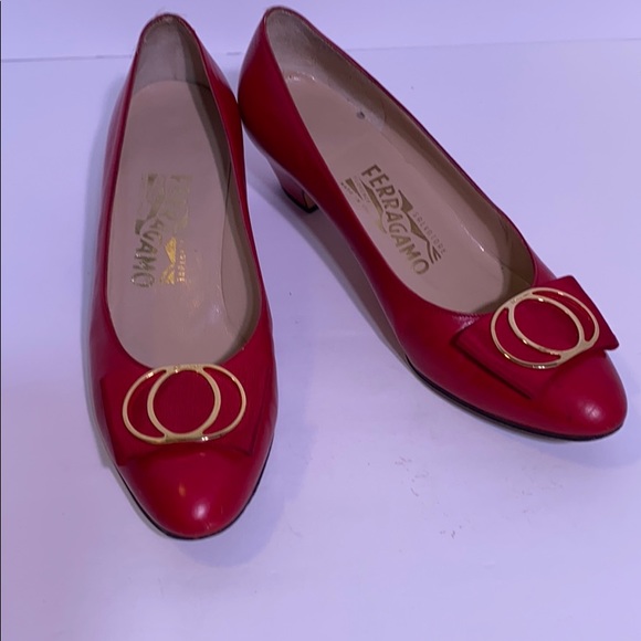Salvatore Ferragamo Red Leather Pumps - Picture 1 of 8